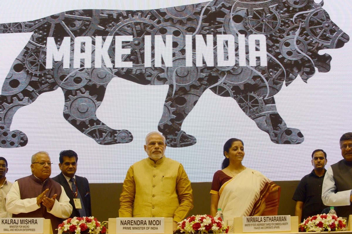 Indian Prime Miniser Narendra Modi (center) launches the "Make In India" project in New Delhi on Sept. 25, 2014. (RAVEENDRAN/AFP/Getty Images)
