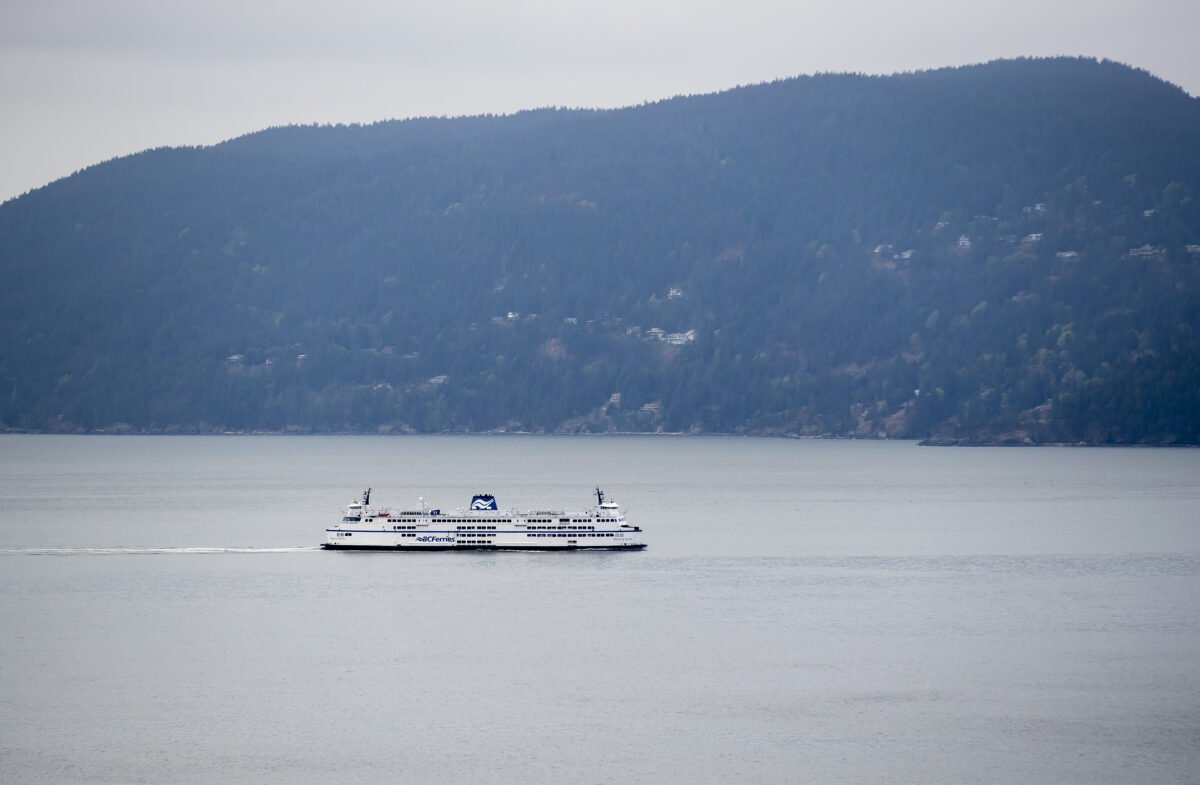 A ferry passes Bowen travels on Howe Sound from Horseshoe Bay to Langdale, B.C., in a file photo. (The Canadian Press/Darryl Dyck)