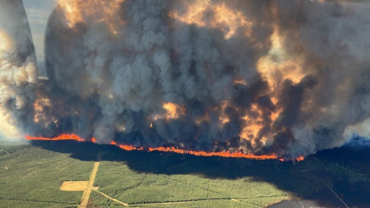 Eyes on the Weather as Residents Pack and Flee From Fierce Wildfire in Northeast BC