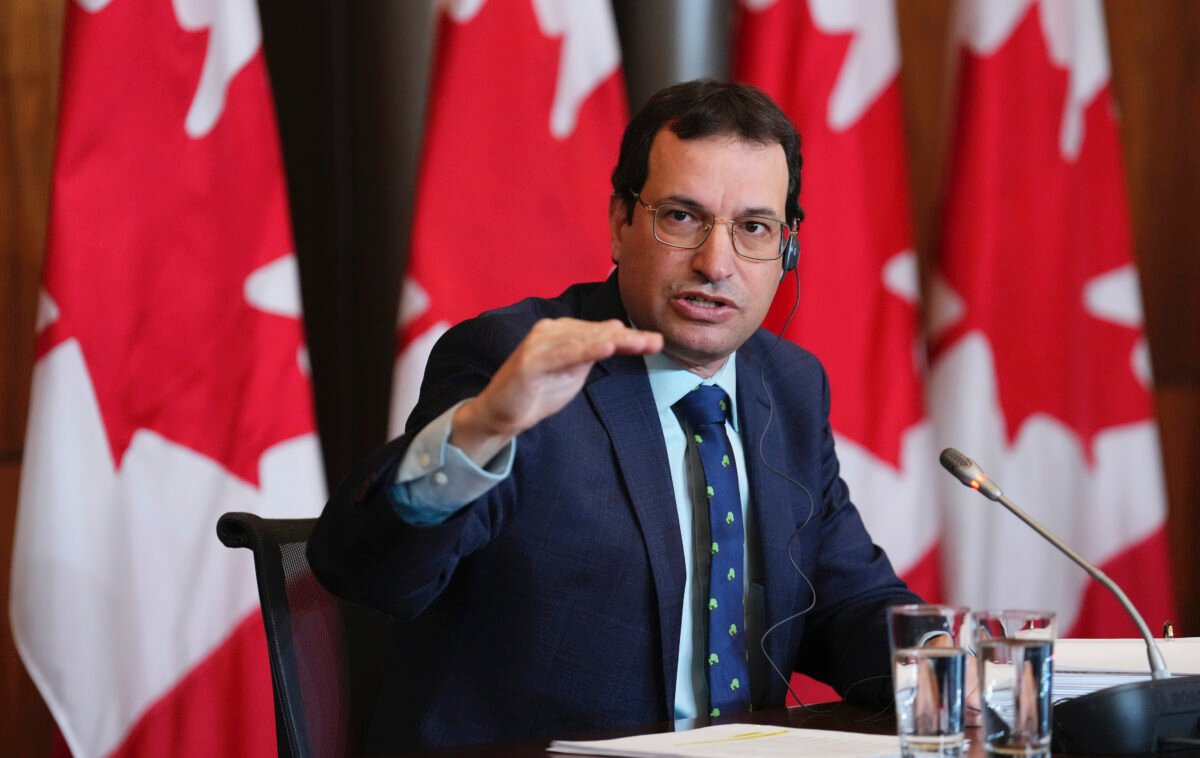 Jerry DeMarco, Commissioner of the Environment and Sustainable Development holds a press conference in Ottawa on April 20, 2023. (THE CANADIAN PRESS/Sean Kilpatrick)