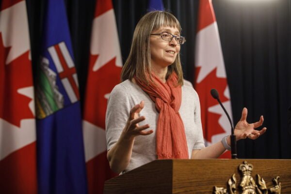 Then-Alberta chief medical officer of health Dr. Deena Hinshaw updates media on the COVID-19 situation in Edmonton on March 20, 2020. (Jason Franson/The Canadian Press)