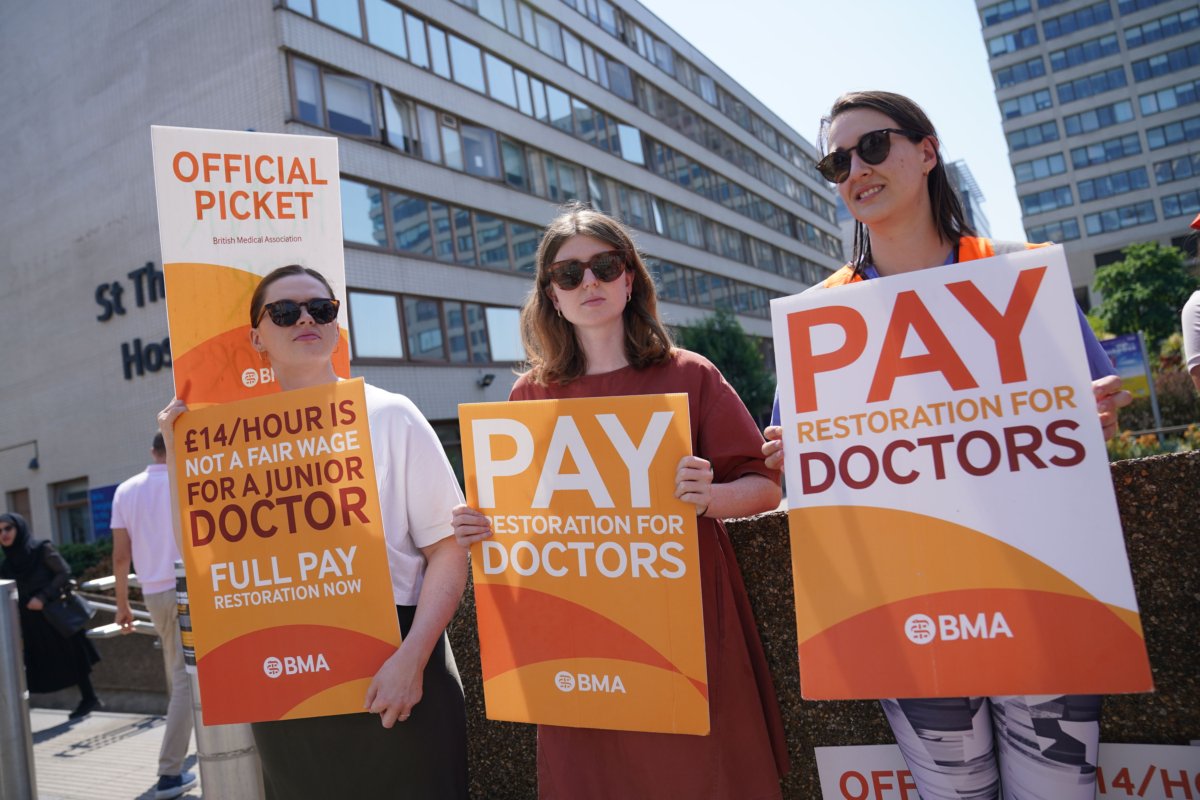 Striking junior doctors from the British Medical Association (BMA) on the picket line outside St. Thomas's Hospital in London, on June 14, 2023. (Lucy North/PA Media)