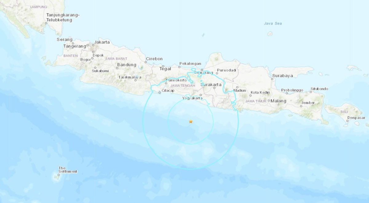 A map shows the location of the 5.8 magnitude earthquake centered 84 kilometers (52 miles) southwest of Bambanglipuro, a village in Bantul regency of Yogyakarta Province in Indonesia, on June 30, 2023. (USGS/Screenshot via The Epoch Times)