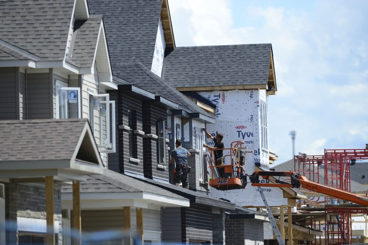 New homes built in a housing development in Ottawa on July 14, 2020. (The Canadian Press/Sean Kilpatrick)