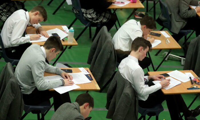 GCSE Pupils Told to Prepare for ‘Shock’ 300,000 Drop in Exam Grades