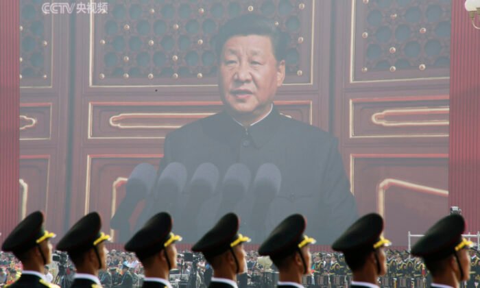Signs China is Preparing For War Increasing: Gordan Chang