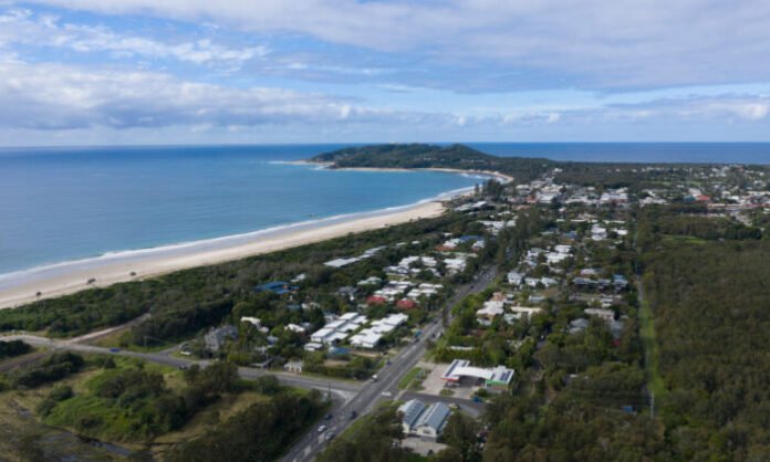 Byron Bay Locals Back Council’s Planned 60-Day Cap on Airbnbs