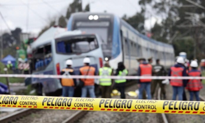 At Least 7 Killed in Chile When Train Crashes Into Minibus at Railway Crossing