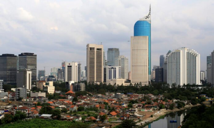 Indonesia Offers 'Golden Visa' to Entice Foreign Investors