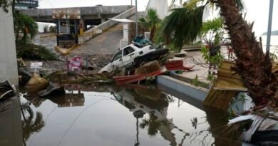Hurricane Otis Unleashes Massive Flooding in Acapulco, Triggers Landslides Before Dissipating
