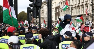 Police Warn Protesters About Jihad Chants but Say Arrests Depend on 'Context'