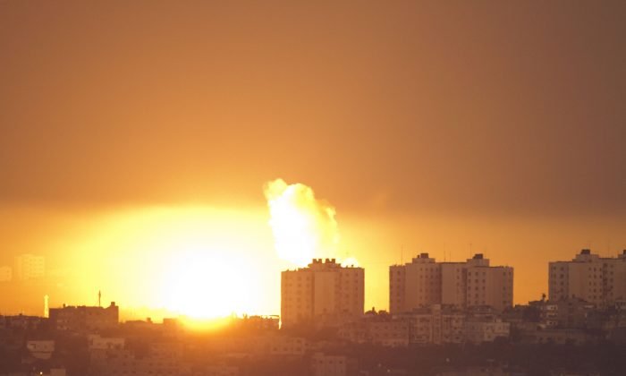 LIVE 9 AM ET: Live View Over Israel–Gaza Border (Nov. 16)