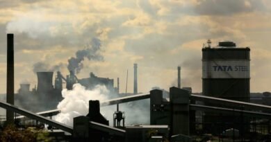 Mass Job Cuts Loom As UK's Largest Steelworks Embarks On Decarbonization Plan