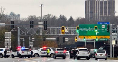 Two Dead After Vehicle Explosion Shuts Down Canada-US Border at Niagara Falls