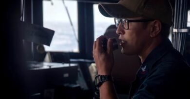US Says Warship War Obeying 'International Law' in South China Sea as China Protests