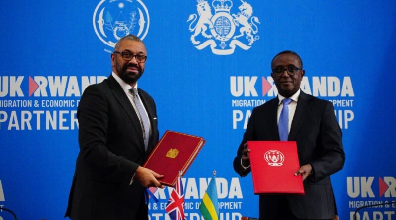 Cleverly: Rwanda Will Stick to Migrant Treaty Terms