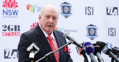 Alan Jones to Sue Media Group for Defamation Over Indecent Assault Claims