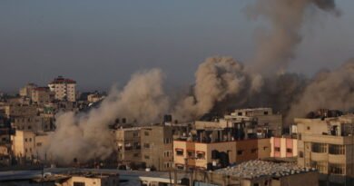Israel-Hamas Fighting Resumes With Rocket Fire, Airstrikes