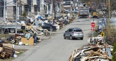 Residents in Quebec's Laurentians Waiting for News After Evacuation From Eroded Dike