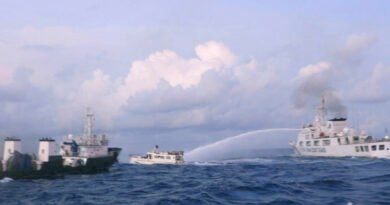 Philippines Says Chinese Coast Guard Used Water Cannons Against Its Vessels for 2nd Day