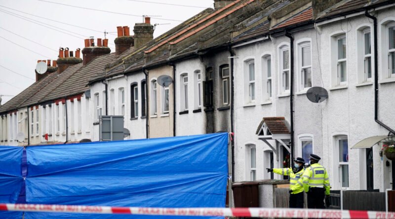 Woman Charged With Manslaughter After 2 Sets of Young Twins Killed in 2021 London Fire