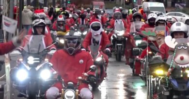 Motorcycle Riders Dressed in Santa Costumes Bring Joy to Children in Belgrade