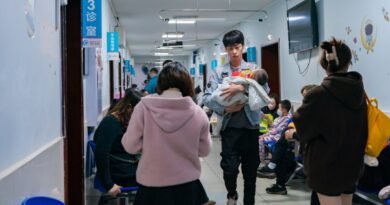 Ongoing Pneumonia Outbreak Continues to Overwhelm Hospitals in Chinese Cities; More Sudden Deaths Reported in Rural Areas