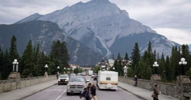 Alberta Tourist Town to Continue Pedestrian Zone, but Seeking More Detail on Patios