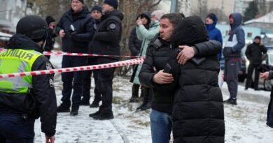 Russian Missiles Strike Ukrainian Cities, Killing 7 People