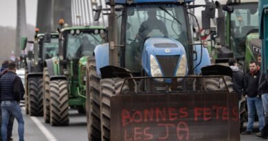 Tractors Block Access to Key North Sea Port as Farmers’ Protests Erupt in Belgium