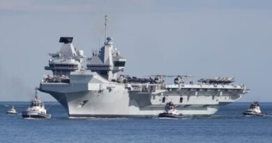 Royal Navy’s Flagship Aircraft Carrier Pulls out of NATO Exercise With Propeller Problem