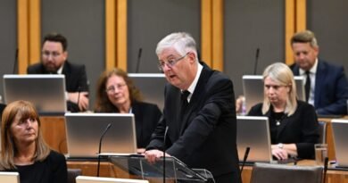 Former Welsh Leader Says New Political System Poses ‘Great Danger’
