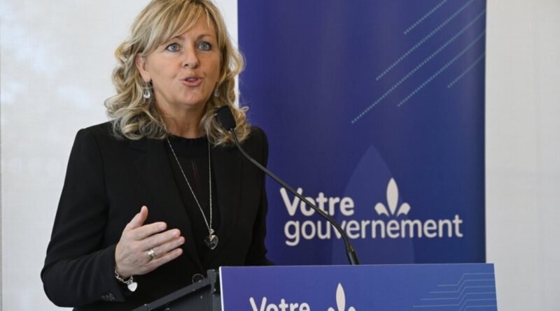 Quebec Launches New Helpline for Politicians After Hundreds Quit Office Since 2021