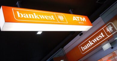Australian Bank Closes 45 Branches to Become Digital Only