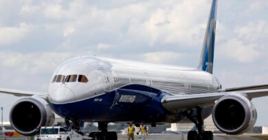 Boeing Tells Airlines to Check Pilot Seats After Report That an Accidental Shift Led Plane to Plunge