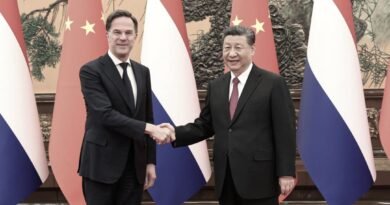 Dutch PM Discusses Cyberespionage, Chip Dispute With Xi Jinping During Beijing Visit