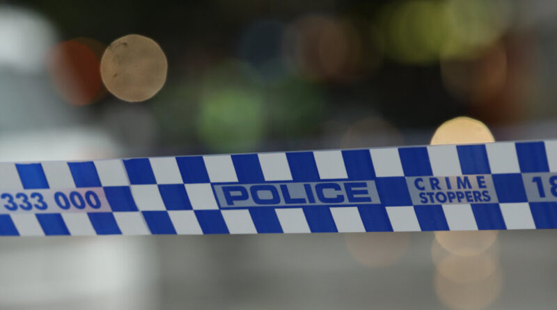 Police Hunt for Suspect in Stabbing Attack in Melbourne