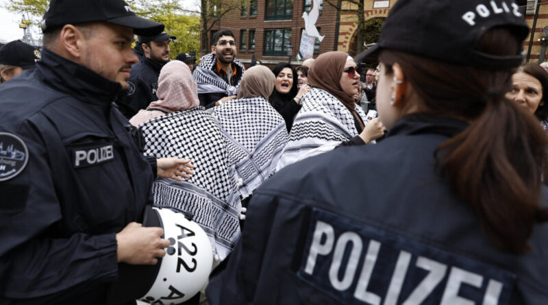 Over 1,000 Protestors Demand Establishment of Islamic State in Germany