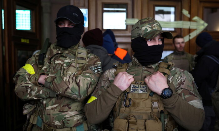 French Troops in Ukraine to Be Viewed as Legitimate Targets, Moscow Warns