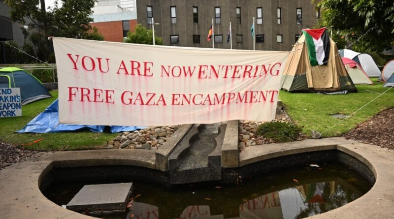 Pro-Palestinian Activists to Defy Order to Remove University Encampment