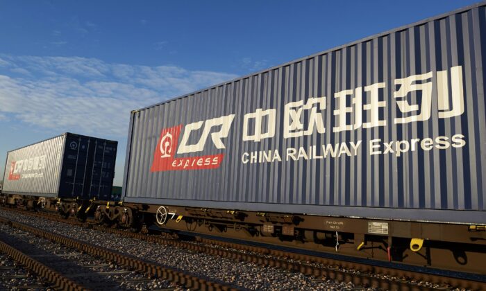 Russia Holds Back Chinese Rail Cargo, Fuels Speculation Over Sanction Evasion